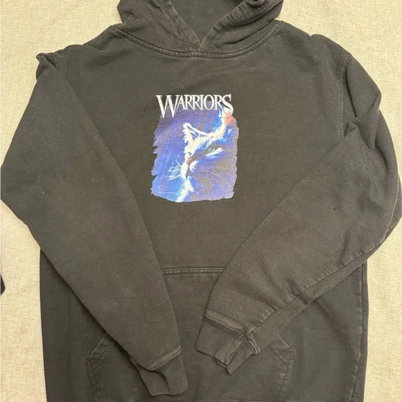Bundle of 3 Warrior Cat sweatshirts - Picture 2 of 4